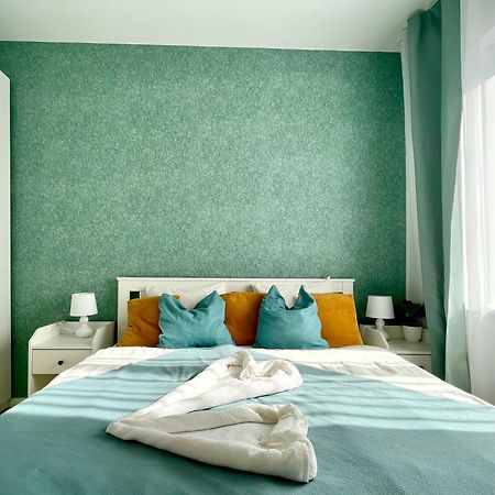 Margaret Apartment Next To The Lukacs Spa With Panorama Danube Budapest Bagian luar foto
